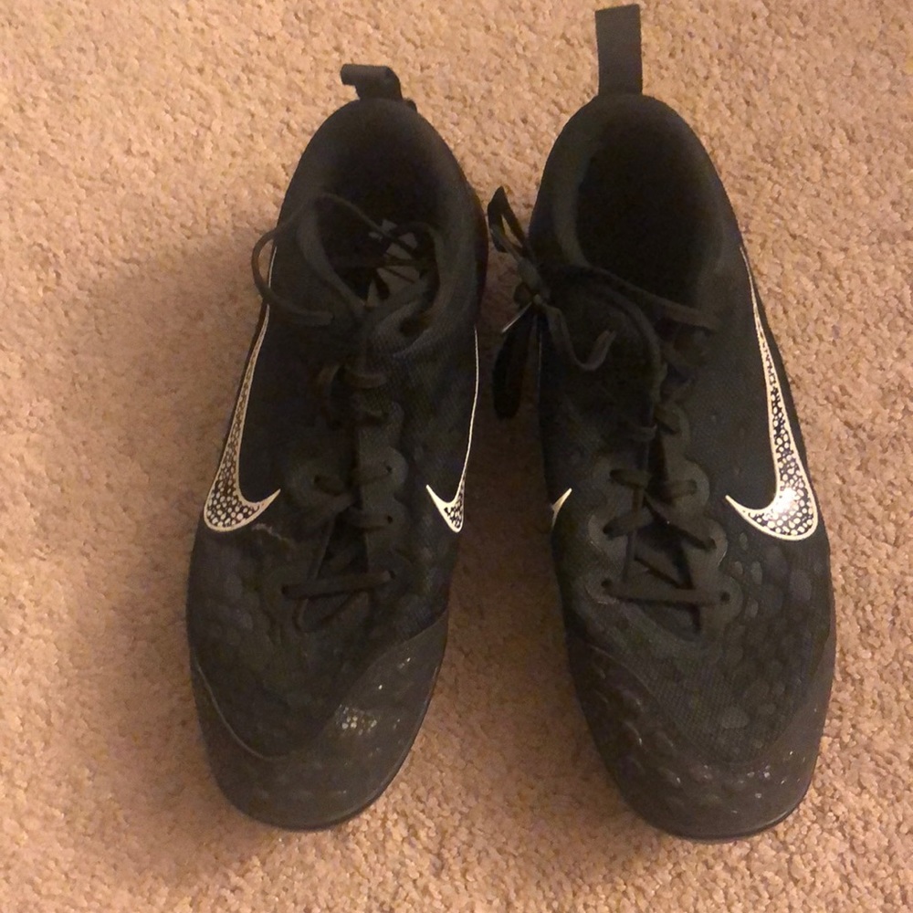 Nike softball cleats
